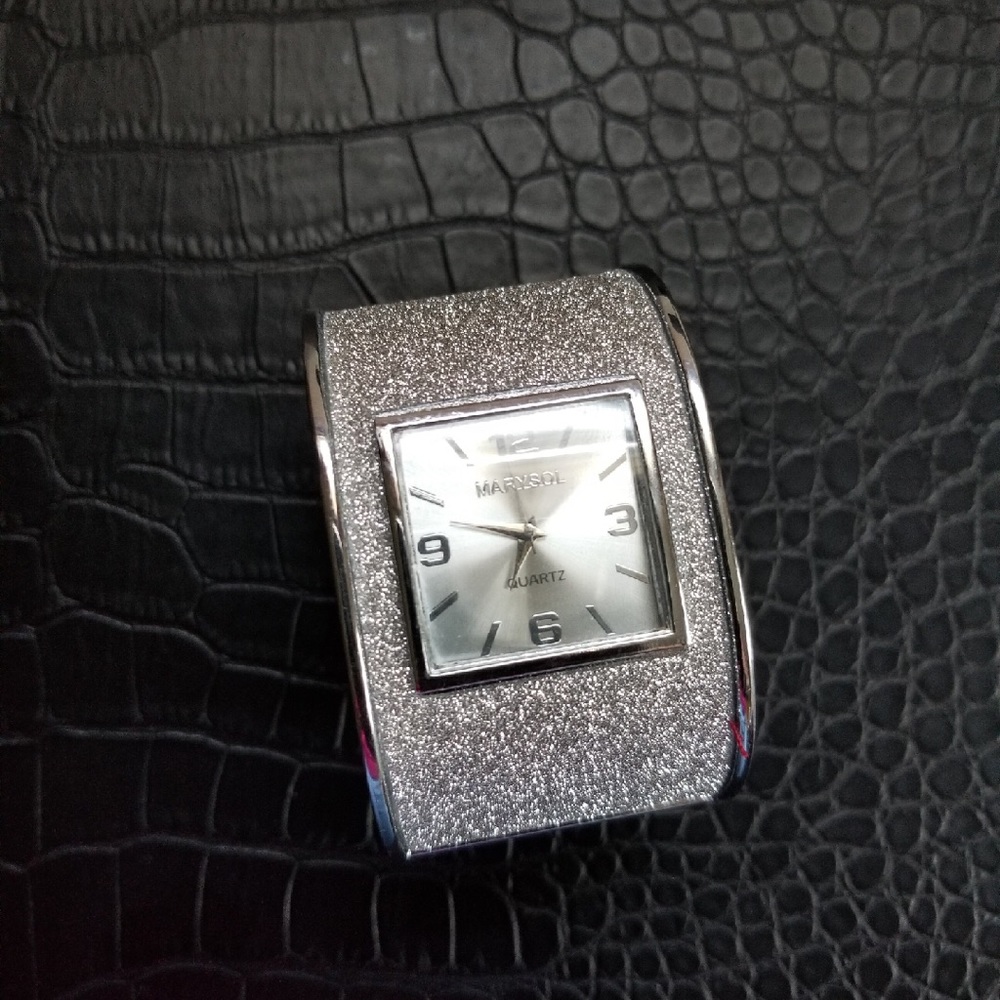 Silver glitter cuff watch